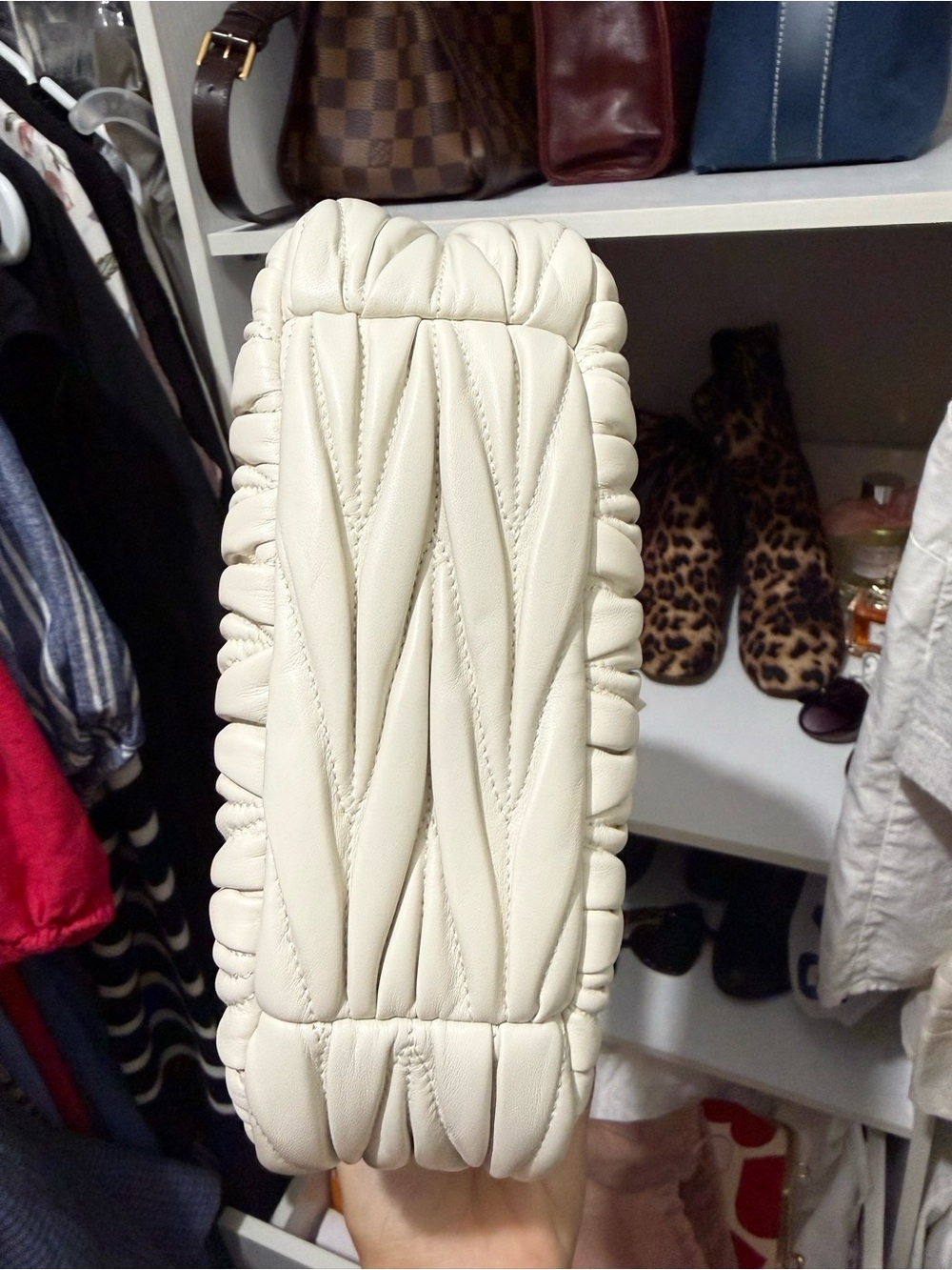 Miu Miu White Wander bag size small - Picture 2 of 11